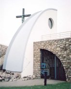 The right hand entrance is to the open courtyard. The stairs to the left lead to a kind of memorial square.