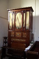 East Marden: Organ from St James Palace